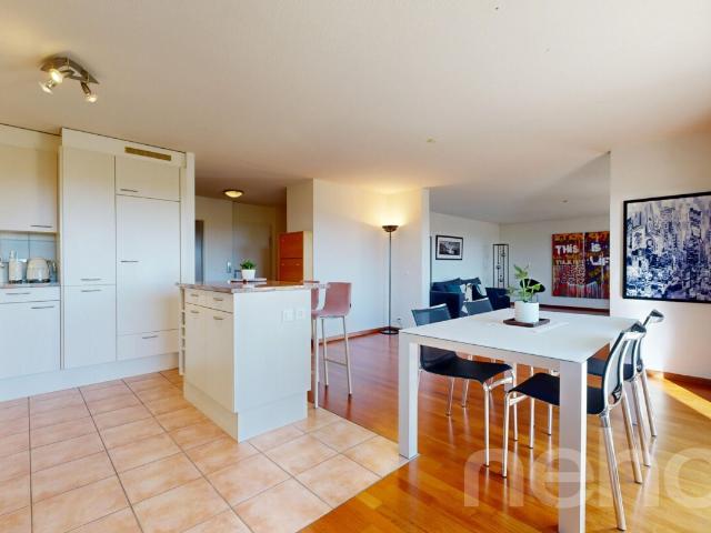 Ein elegantes Familienpenthouse mit Panoramadach