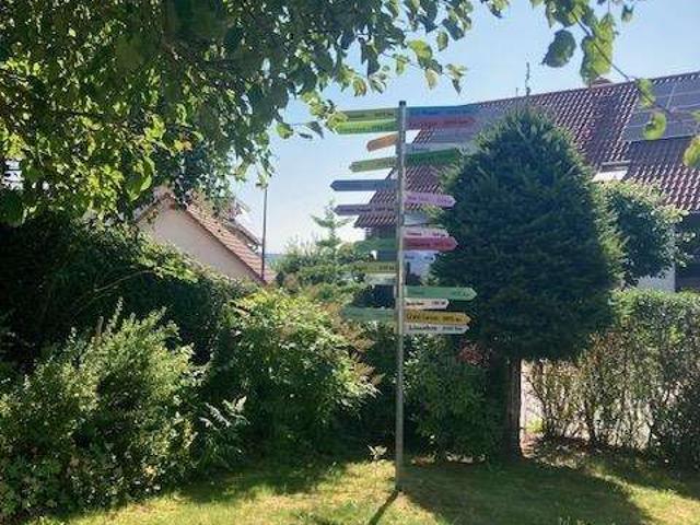 Ein Haus zum Verlieben und Träumen, inklusive Weltreise im Garten