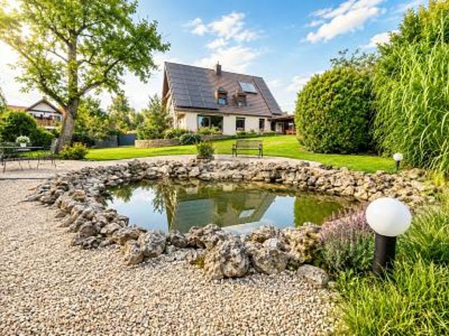 EIN HAUS ZUM VERLIEBEN!