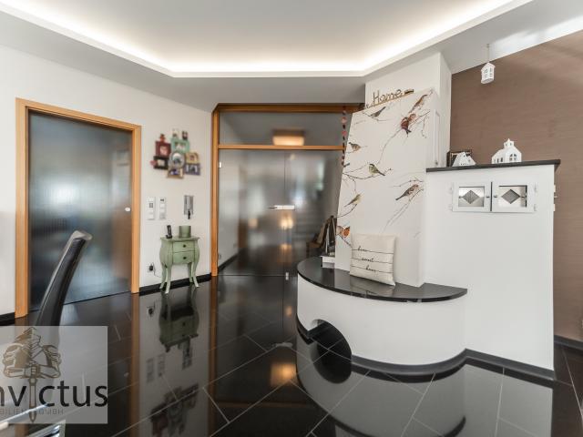 Ein Haus, das inspiriert – tolle Architektur, perfekter Grundriss, mit Garage u. Garten Gefühl pur