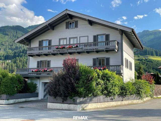 Ein Haus. Drei Wohnwelten. Unzählige Möglichkeiten – großzügiges Zuhause im Herzen von Niedernsill