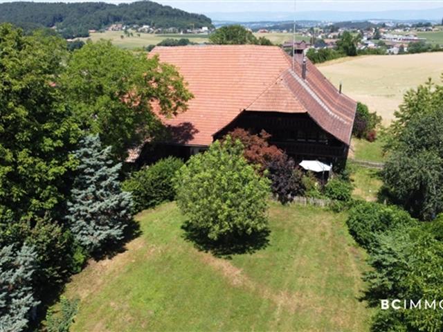 Wohnsitz von Charakter im Herzen der Freiburger Landschaft