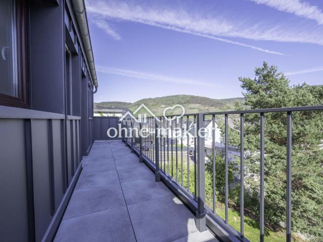 Ein Haus mit Aussicht – DG Wohnung mit Panorama Burgblick, klimatisiert