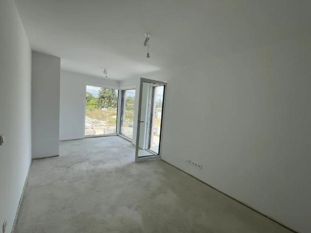 Ein Haus mit Blick zur Burg Kreuzenstein