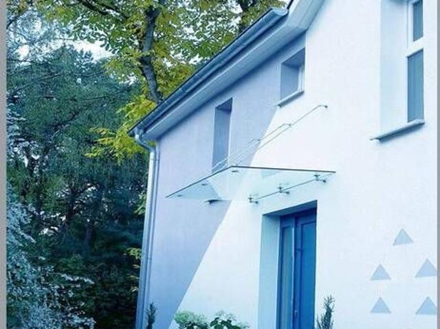 Ein im Grünen liegendes, energieeffizient saniertes EFH mit 4,5 Zimmern in Schöneiche bei Berlin