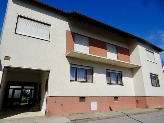 Ein oder Zwei Familienhaus + ideal zum Renovieren + sonniger Garten