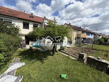 Ein oder Zweifamilien Haus mit 6,5 Zimmern in Waiblingen