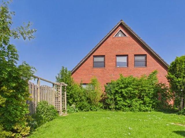 Ein oder Zweifamilienhaus in Ostseenähe