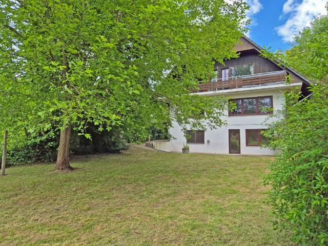 Ein oder Zweifamilienhaus in schöner, zentraler Ortslage