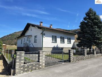 Ein Ort zum Ankommen – Besonderer Bungalow in idyllischer Lage von Seebenstein