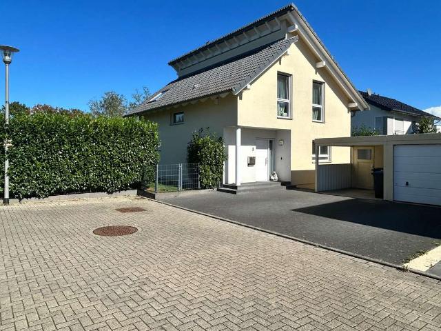Ein liebevolles Zuhause sucht eine neue Familie