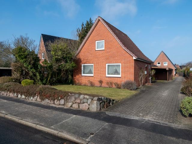 Ein schönes Zuhause für zwei, mit kleinem Garten, ruhig und trotzdem zentral in Husum gelegen