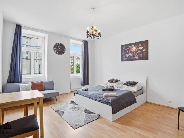 Altbau mit Freiraum nahe Donaukanal – Wohnungen mit Garten, Balkon oder Loggia