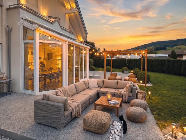 Ein Statement aus Eleganz und Ruhe in Mondsee – Villa in Toplage mit Panoramaausblick