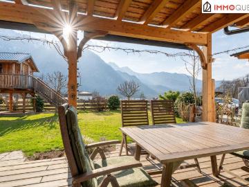 Ein Rückzugsort mit Panoramablick Großzügiges Einfamilienhaus mit Einliegerwohnung in traumhafter Aussichtslage