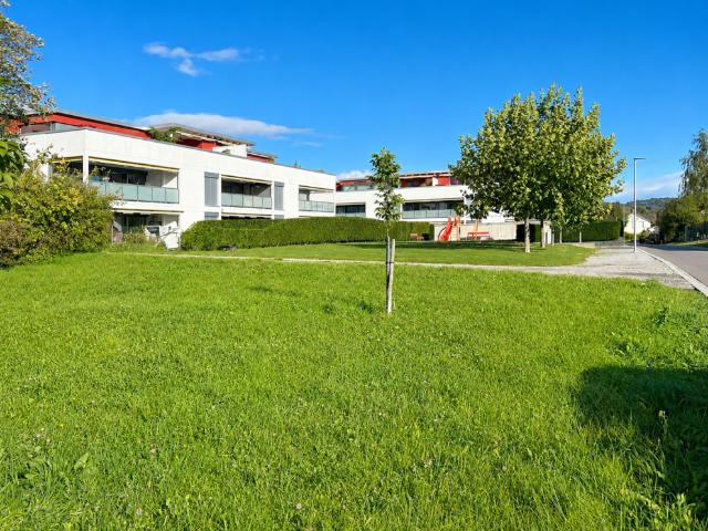 Ein Wohntraum mit Weitsicht Exklusive Attikawohnung mit grosser Terrasse und Blick auf das Schloss Lenzburg
