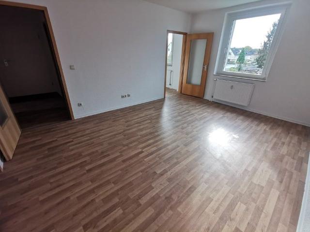 Ein tolles Wohngefühl: günstig geschnittene 2,5 Zi. Wohnung