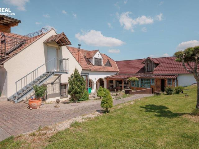 Vierkanthof wie aus dem Bilderbuch