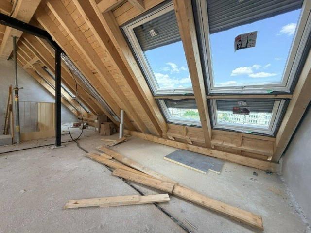 Ein Viertel mit echtem Charakter, mitten in Linz – genau das bietet PILLmein. Stylische DG Wohnung
