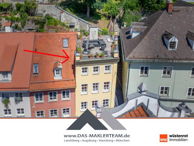Ein zauberhaftes Altstadthaus mit Laden, 2 W/E und Dachterrasse