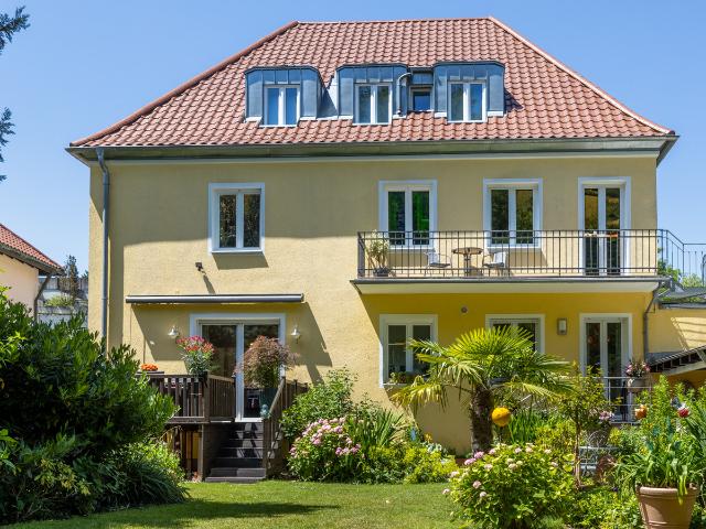 Ein zauberhaftes und vielseitiges Haus in Spitzenlage direkt am Grüngürtel und Engl. Garten