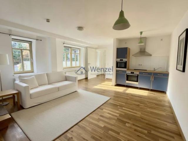 Ein Zimmer Appartement mit riesiger Dachterrasse