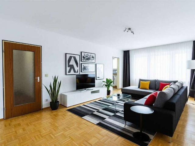 Ein Zimmer Wohnung über den Dächern von Rottendorf mit Südbalkon, Einbauküche und Tiefgarage