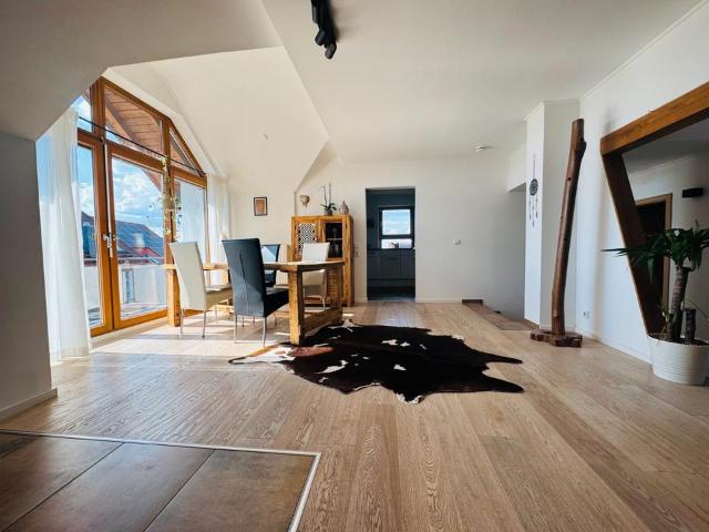 Ein Zu Hause mit Charakter, Wärme und Weitblick in Gomaringen