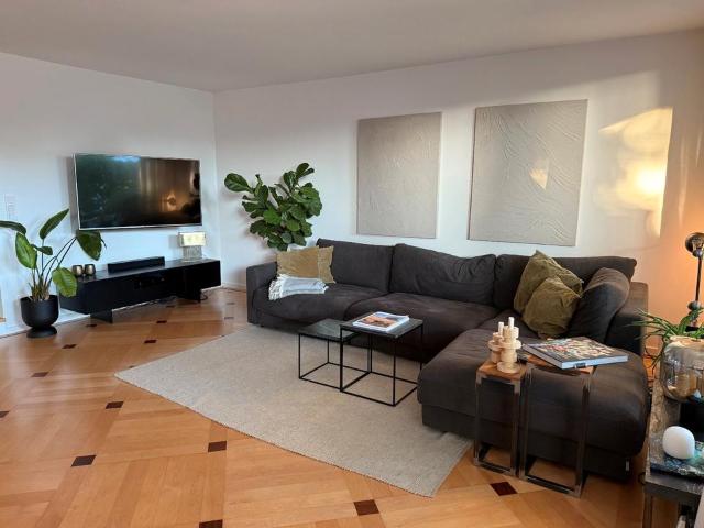 Ein Zuhause wie ein Haus: 5 Zimmer Maisonette mit 400 m² Garten