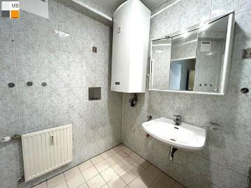 Neuwertige ruhige Wohnung mit U6‑Anbindung I MB IMMOBILIEN