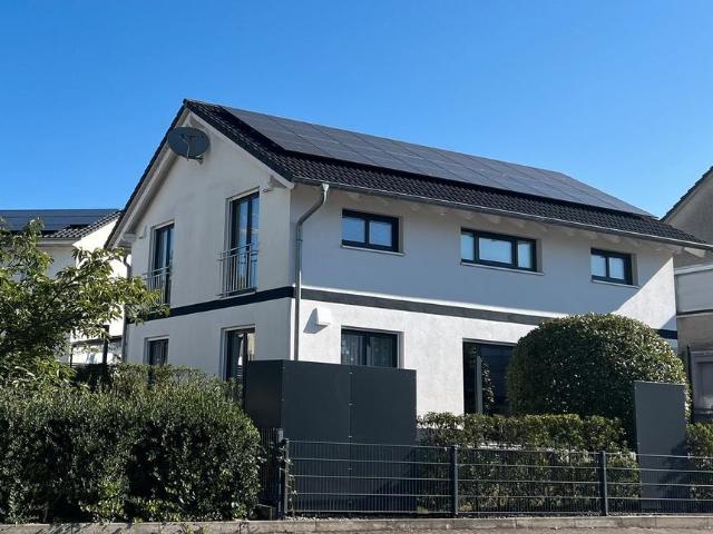 Ein Zuhause zum Ankommen und Wohlführen – modernes EFH mit PV