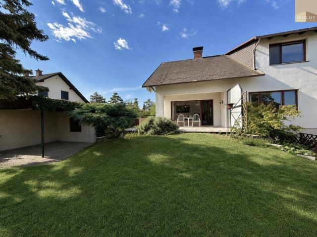 Ein Zuhause zum Wohlfühlen Lichtdurchflutetes Einfamilienhaus mit Pool, Sauna und Garage!