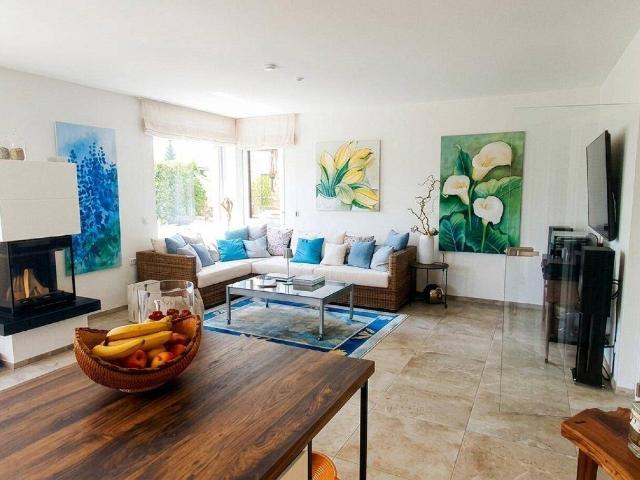 Ein Zuhause für höchste Ansprüche Architektur, Privatsphäre und Wohnqualität in ruhiger Lage/Seeboden am Millstätter See