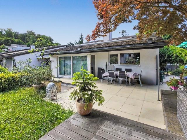 Ein Zuhause mit Charme und grossem Garten