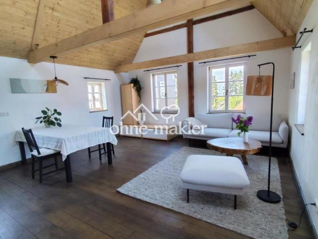 Ein Zuhause mit Charakter – Fachwerk, Lehm & Abendsonne