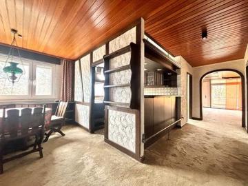 Ein Zuhause mit Charakter – Helle 4 Zimmer Wohnung mit Dachterrasse