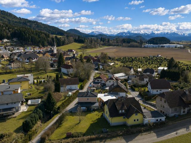 Ein Zuhause, mit Charakter, Raum und Potenzial eine Immobilie für Menschen mit Ideen