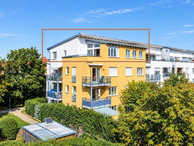 Ein Zuhause mit besonderem Flair: 3 Zimmer, Wintergarten & Dachterrasse