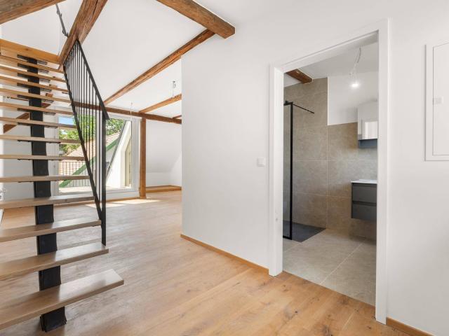 Ein Zuhause mit besonderer Perspektive: Einzigartige 3 Zimmer Wohnung mit Loggia, Balkon und Studio in Straßgang