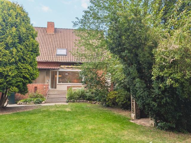 Ein Zuhause mit Garten und kurzen Wegen Haus in ruhiger Lage in Neu Hagen provisionsfrei