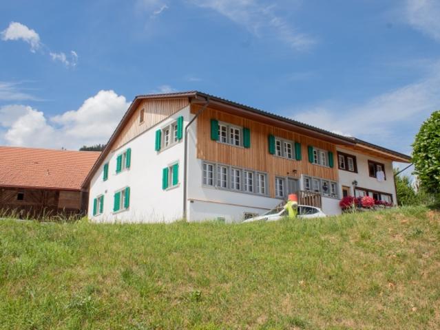 Ein Zuhause mit Geschichte, Weitblick und aussergewöhnlicher Freiheit