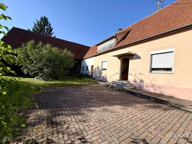 Ein Zuhause mit Geschichte Charmantes freistehendes Einfamilienhaus aus den 1890er Jahren