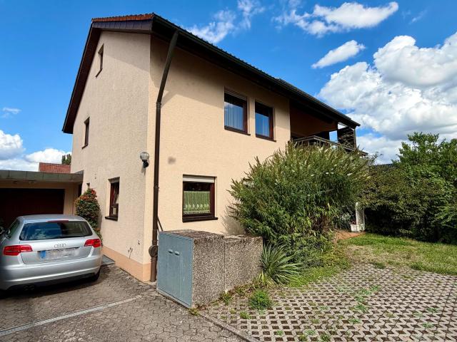 Ein Zuhause mit großem Gartenparadies!