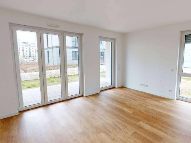 Ein Zuhause mit Stil: 3 Zimmer Terrassenwohnung mit Mietergarten und Einbauküche!