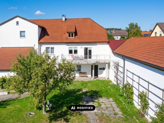 Ein Zuhause mit Potenzial im Herzen von Schörfling. Individuelles Zuhause in Seenähe und mit erstklassiger Nahversorgung im Zentrum von Schörfling. Sanierungsbedürftig