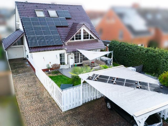 Ein Zuhause mit Perspektive: Großzügig wohnen und arbeiten unter einem Dach!