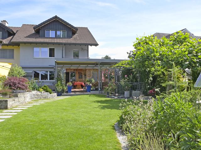 Ein Zuhause mit Raum zum Wohnen und Arbeiten