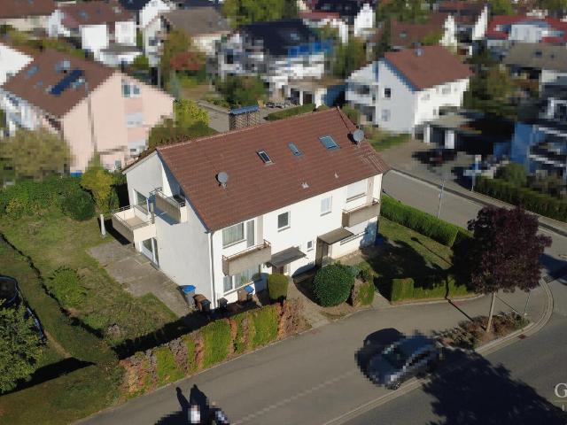 Ein Zuhause mit viel Platz Doppelhaushälfte mit großem Garten und Garage!