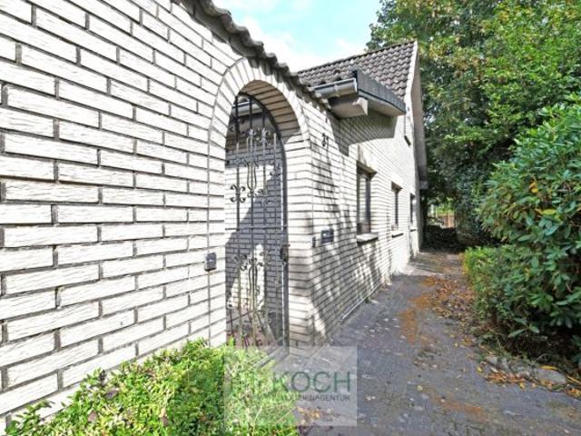 Großes Einfamilienhaus mit zusätzlichem Anbau in Schiffdorf!
