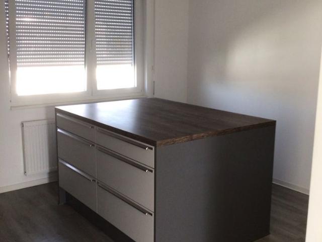 Einbau Küche inklusive: praktische 2 Zimmer Wohnung